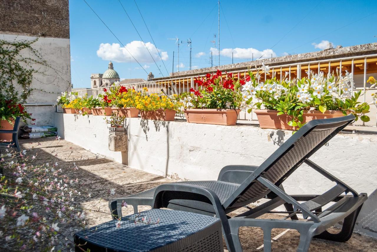 Il Garbino Suite And Apartment Lecce Kültér fotó