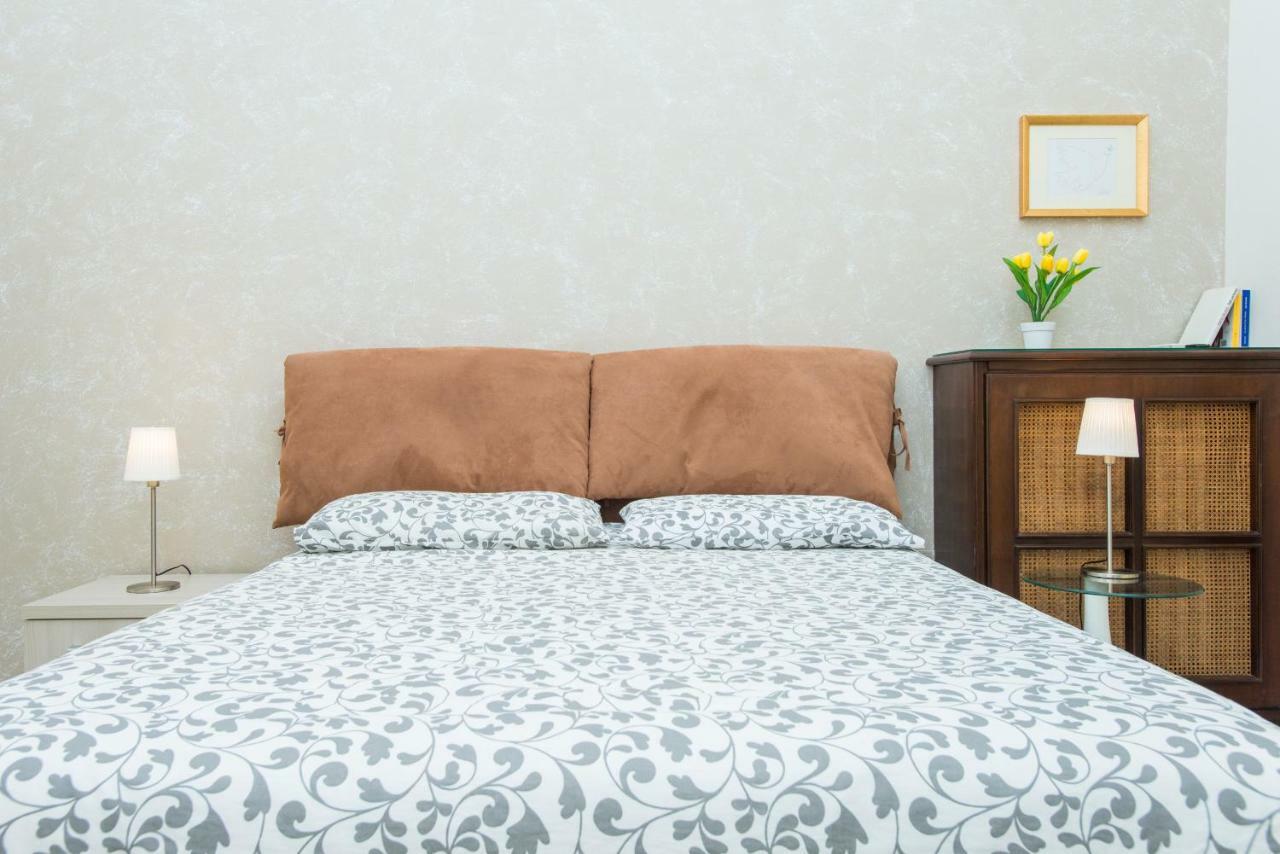 Il Garbino Suite And Apartment Lecce Kültér fotó