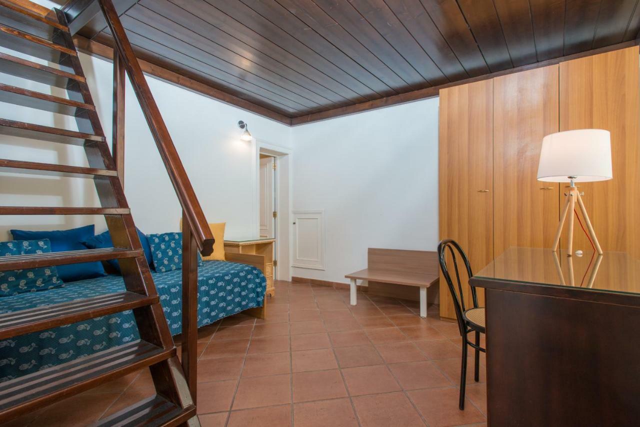 Il Garbino Suite And Apartment Lecce Kültér fotó