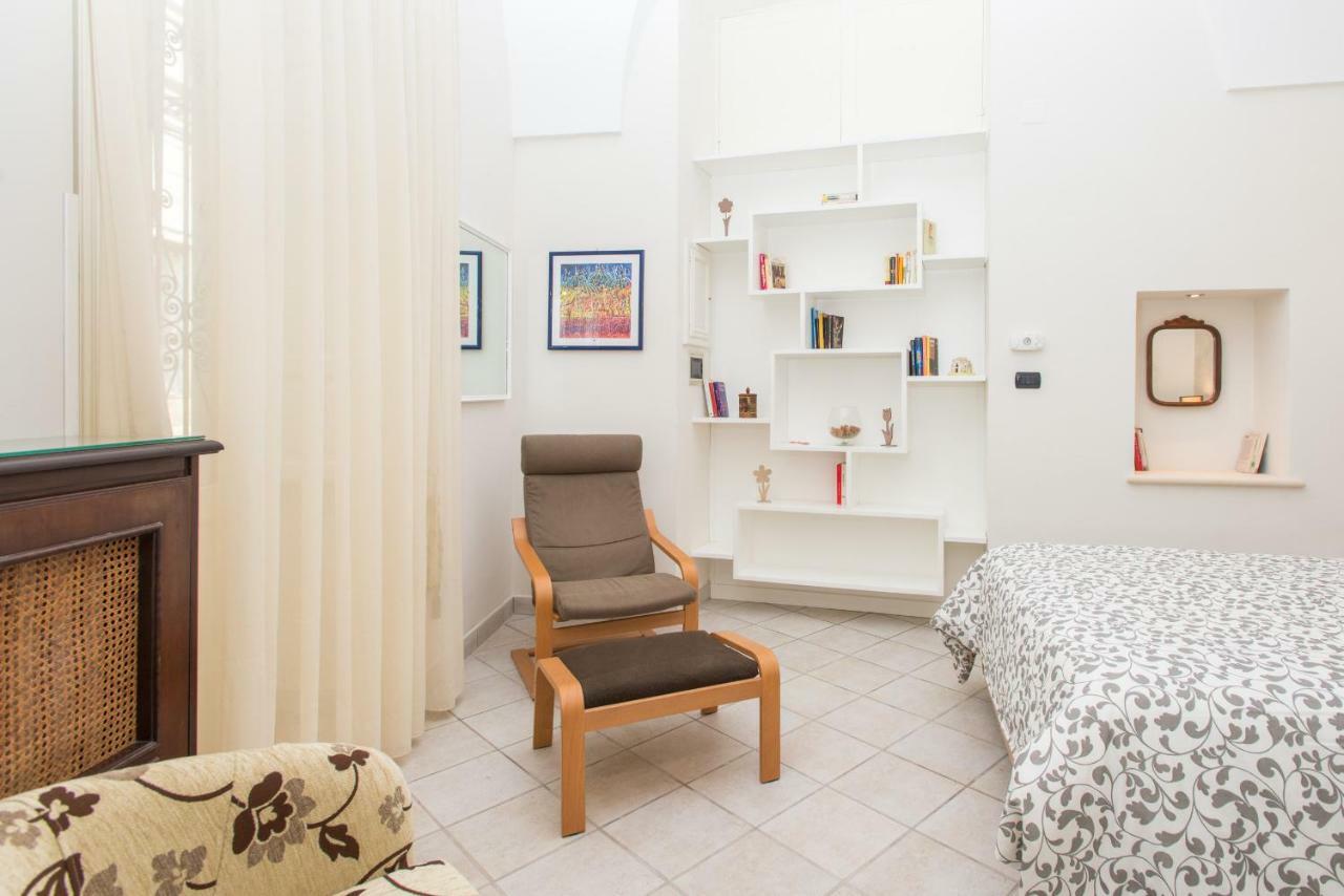 Il Garbino Suite And Apartment Lecce Kültér fotó